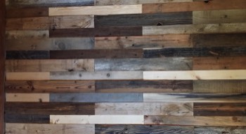  Reclaimed wood 